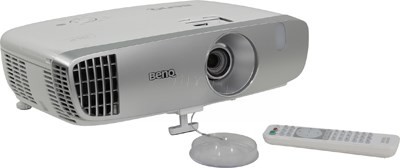 BenQ Projector W1120 (DLP, 2200 , 15000:1, 1920x1080, D-Sub, HDMI, RCA, Component, USB, , 2D/3D)
